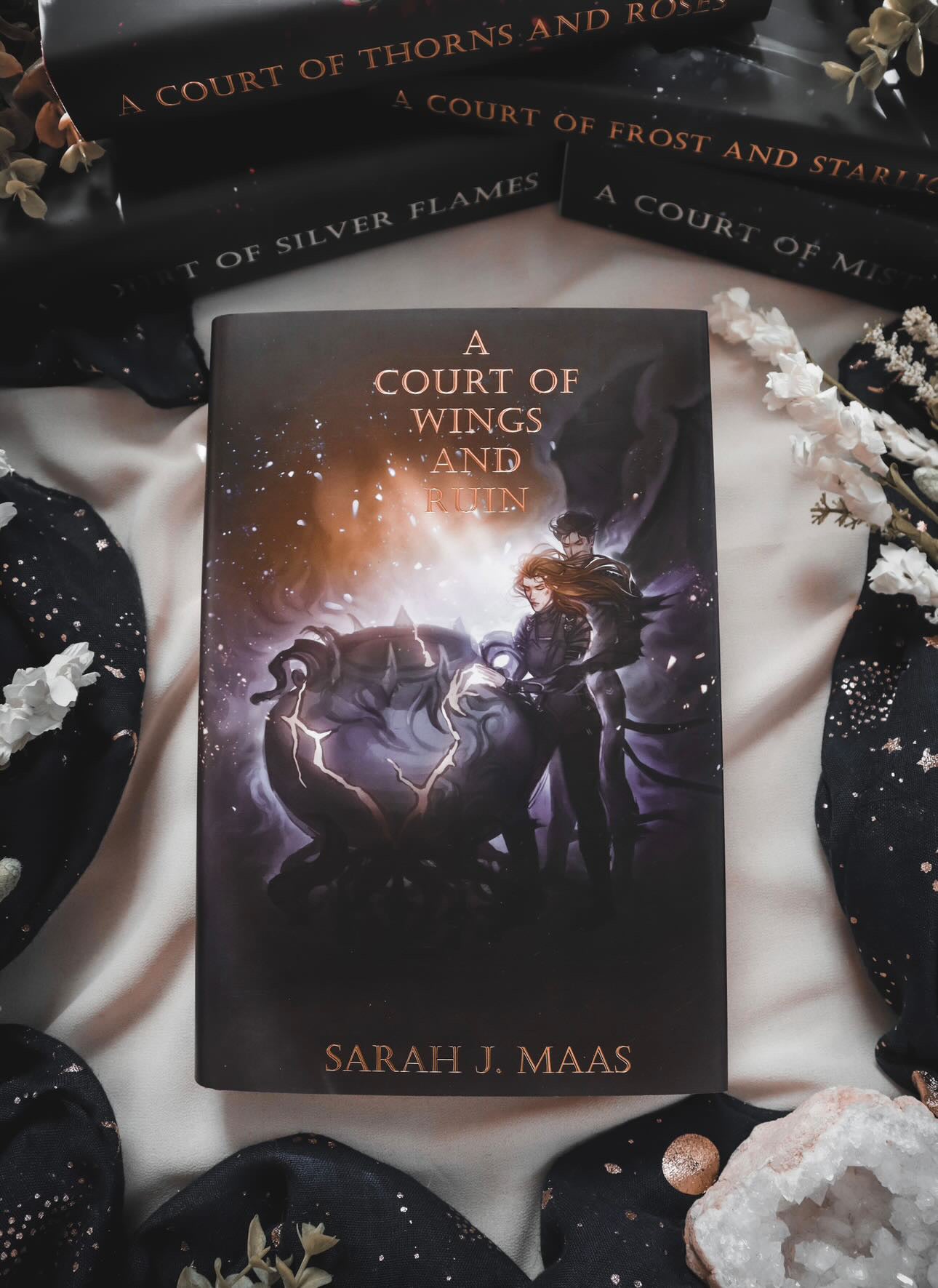 A Court of Thorns and Roses Dust Jacket Set