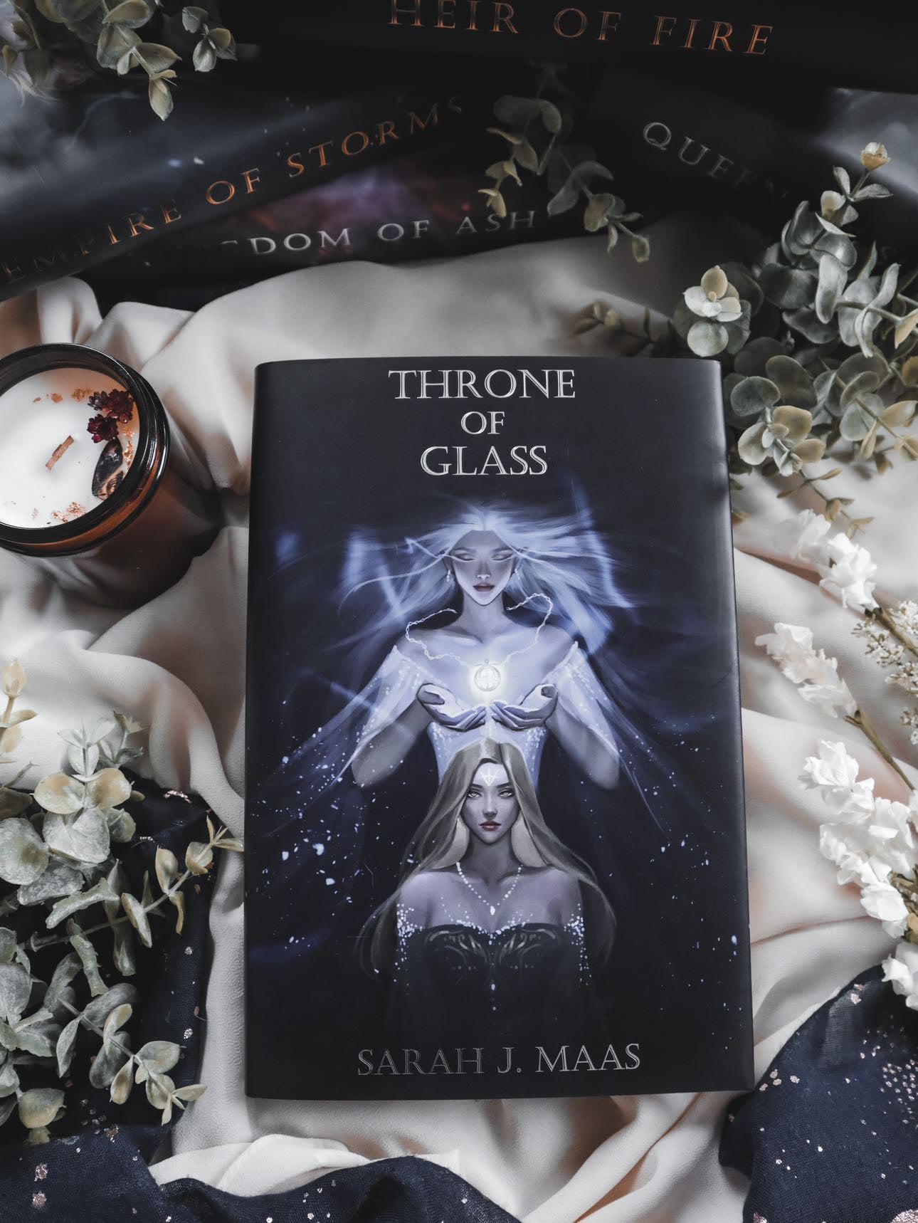 Throne of Glass Dust Jacket Set